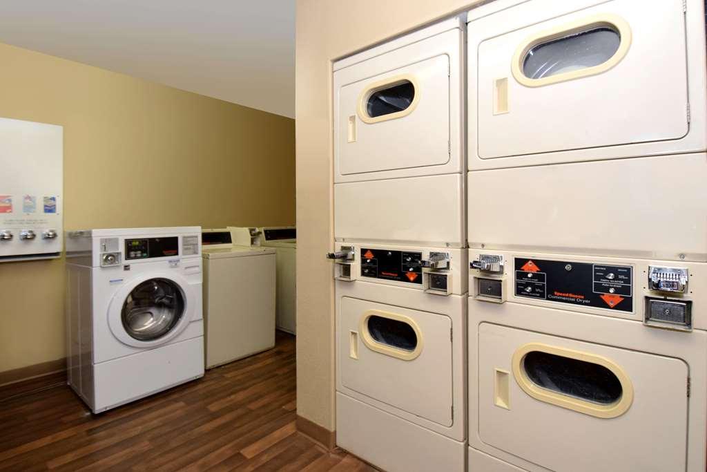 Extended Stay America Select Suites - Newport News - Oyster Point Ngoại thất bức ảnh