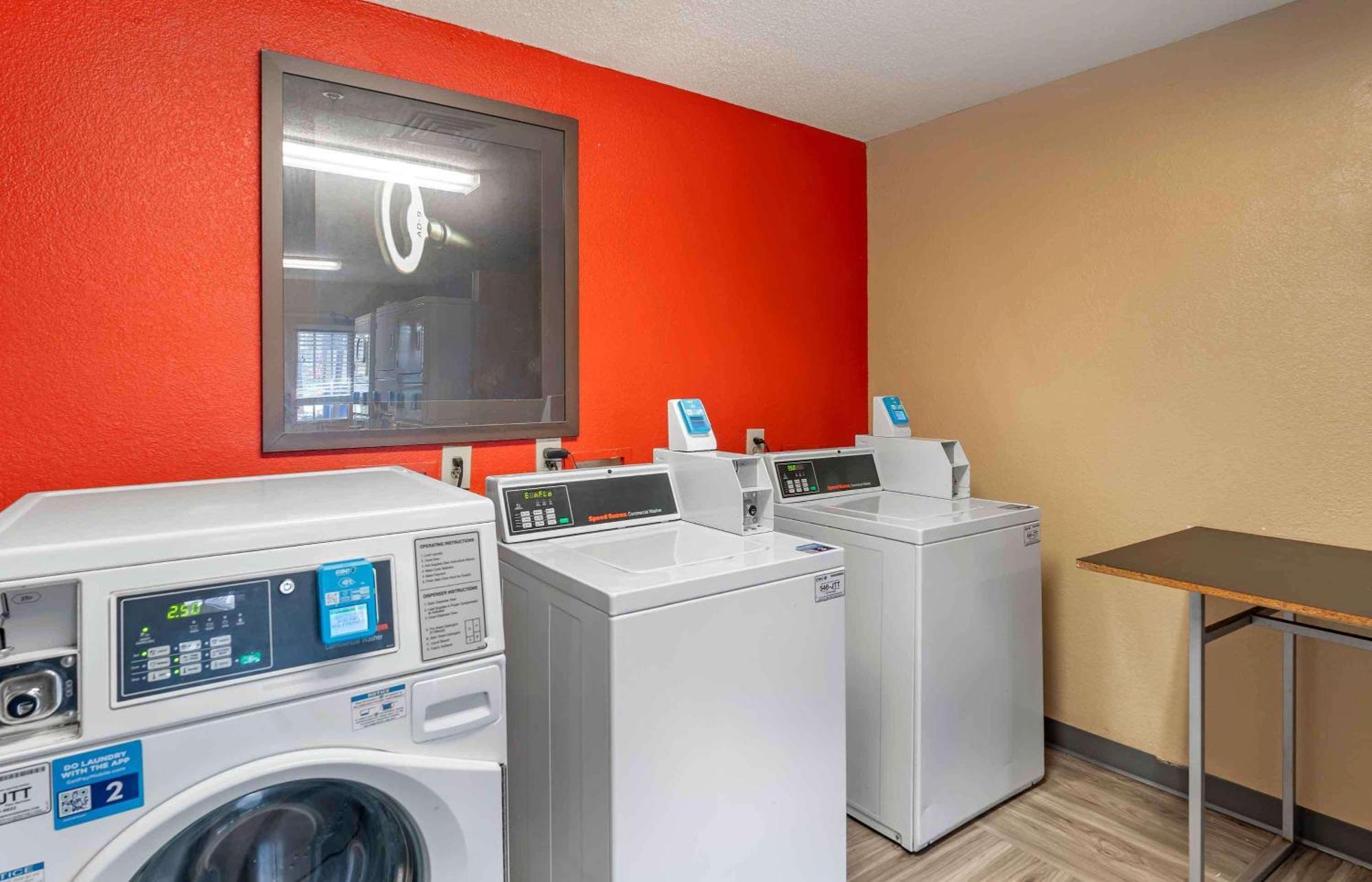 Extended Stay America Select Suites - Newport News - Oyster Point Ngoại thất bức ảnh