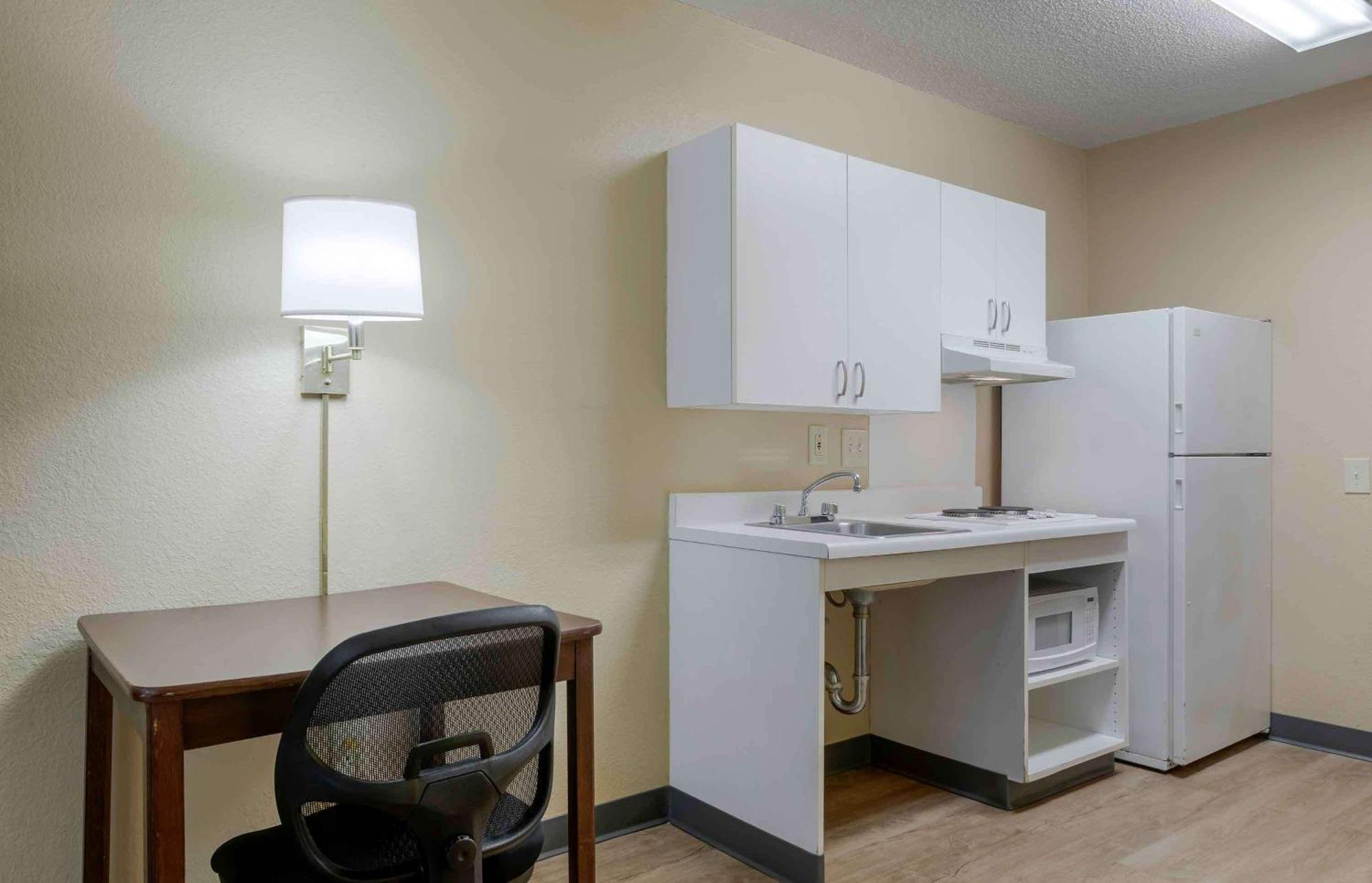 Extended Stay America Select Suites - Newport News - Oyster Point Ngoại thất bức ảnh