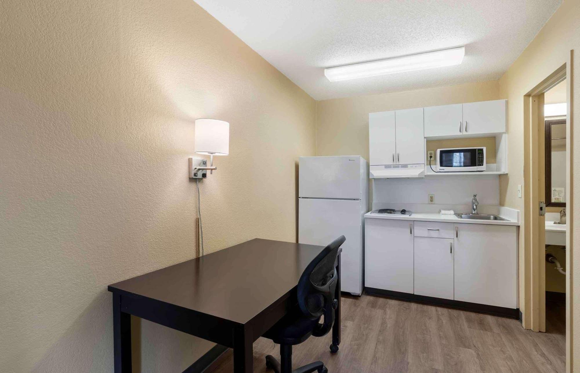 Extended Stay America Select Suites - Newport News - Oyster Point Ngoại thất bức ảnh