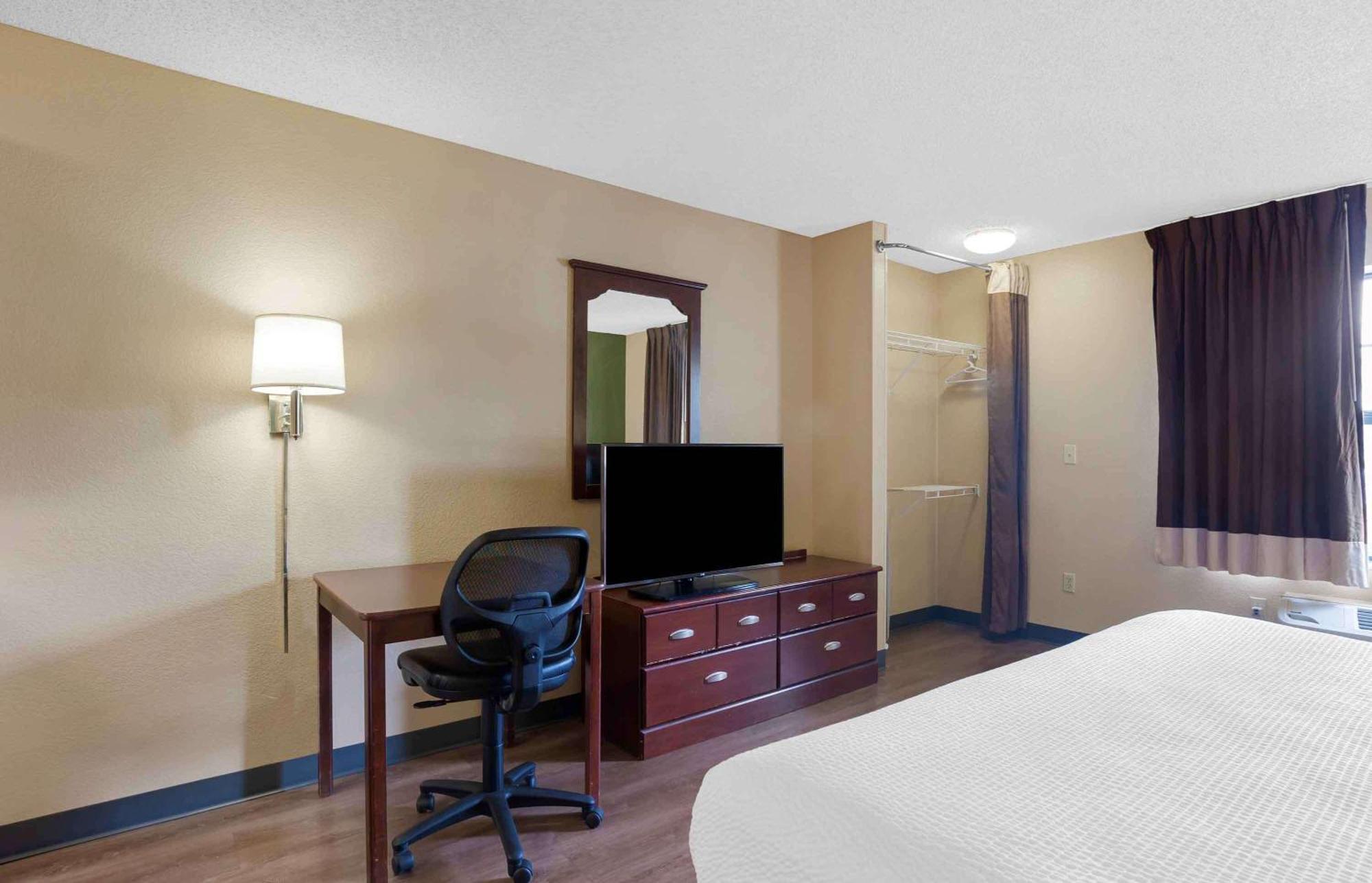 Extended Stay America Select Suites - Newport News - Oyster Point Ngoại thất bức ảnh