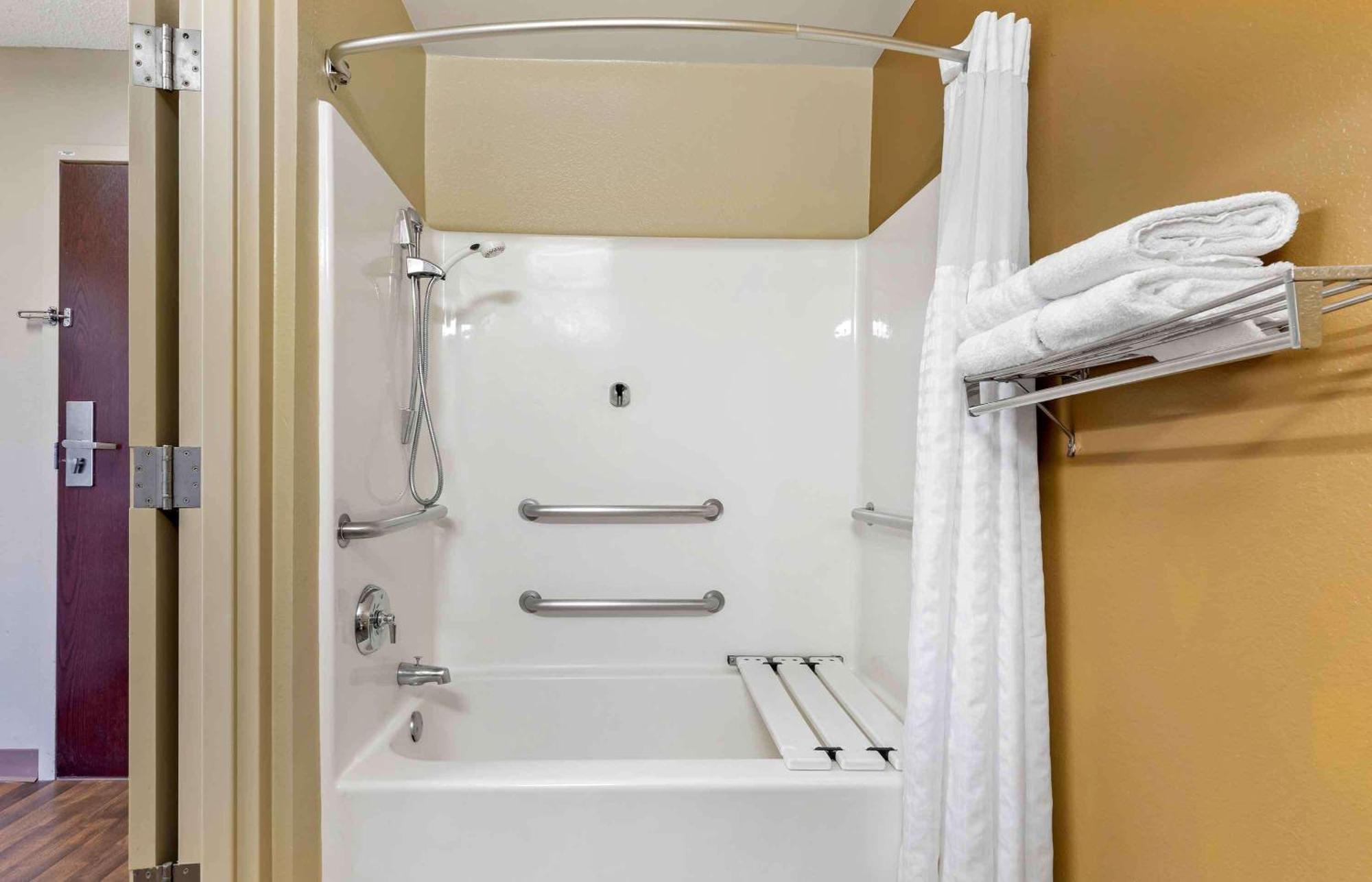 Extended Stay America Select Suites - Newport News - Oyster Point Ngoại thất bức ảnh