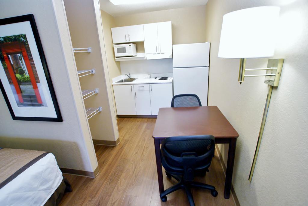 Extended Stay America Select Suites - Newport News - Oyster Point Ngoại thất bức ảnh