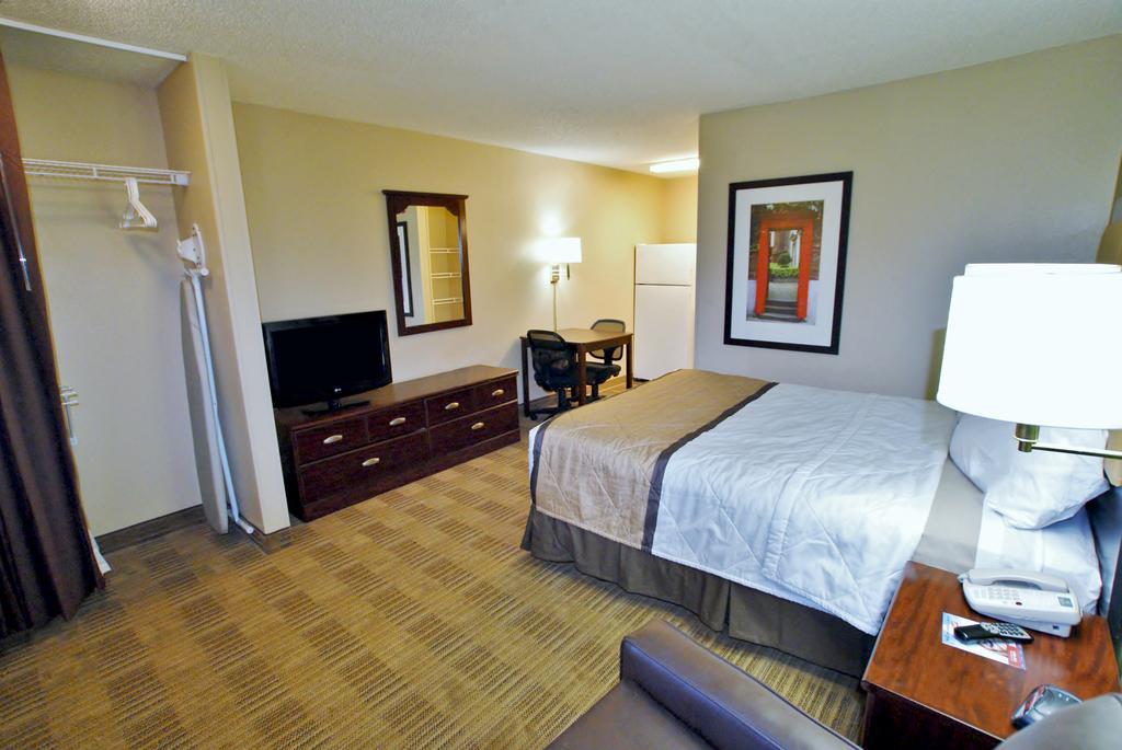 Extended Stay America Select Suites - Newport News - Oyster Point Ngoại thất bức ảnh