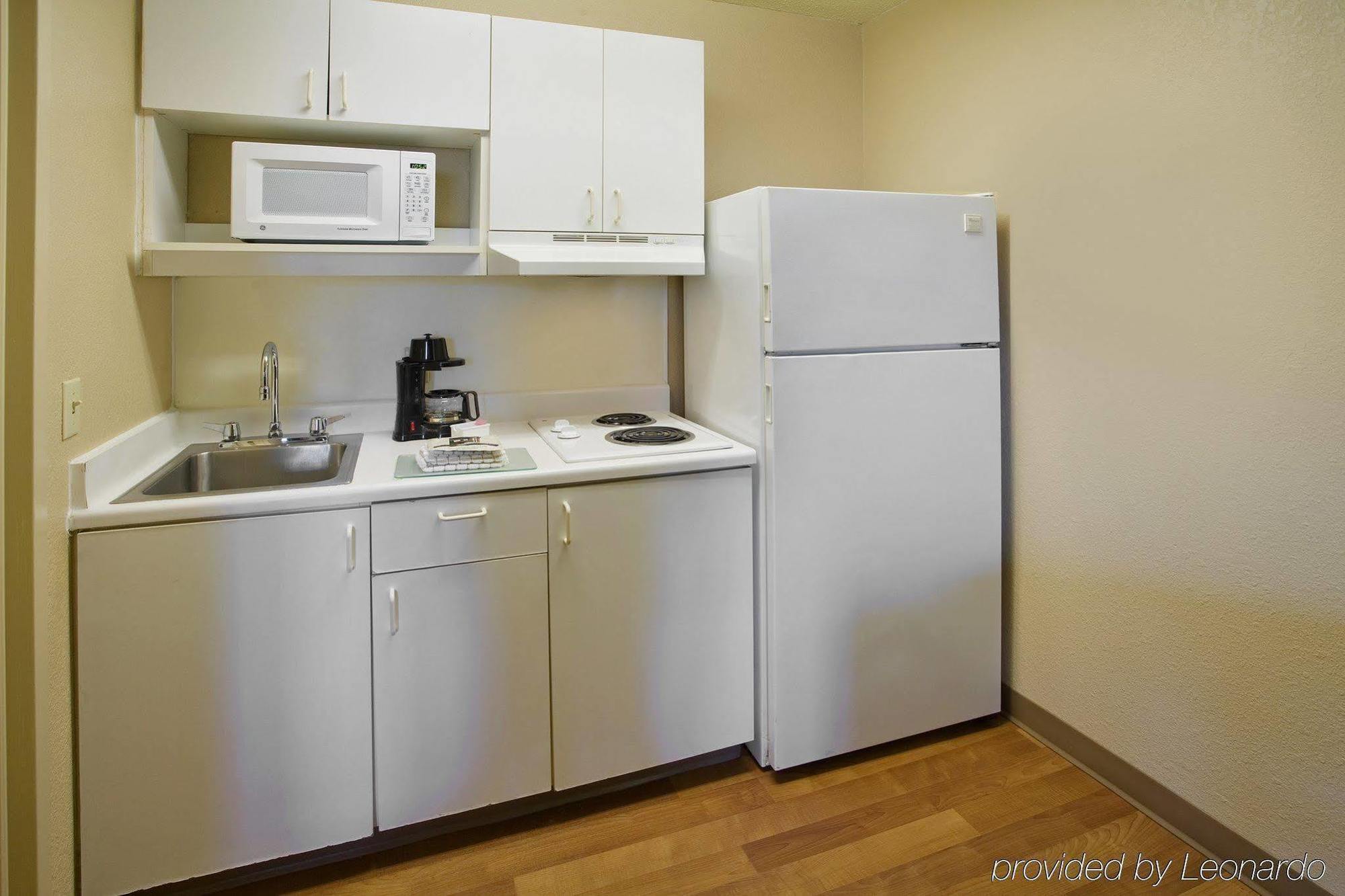 Extended Stay America Select Suites - Newport News - Oyster Point Ngoại thất bức ảnh